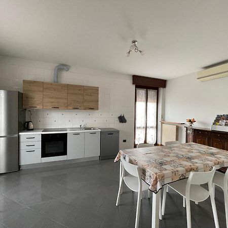 Casa Luigi - Appartamenti A Пескьера-дель-Гарда Экстерьер фото